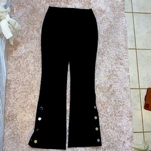 Pants size 4 but look like size 6